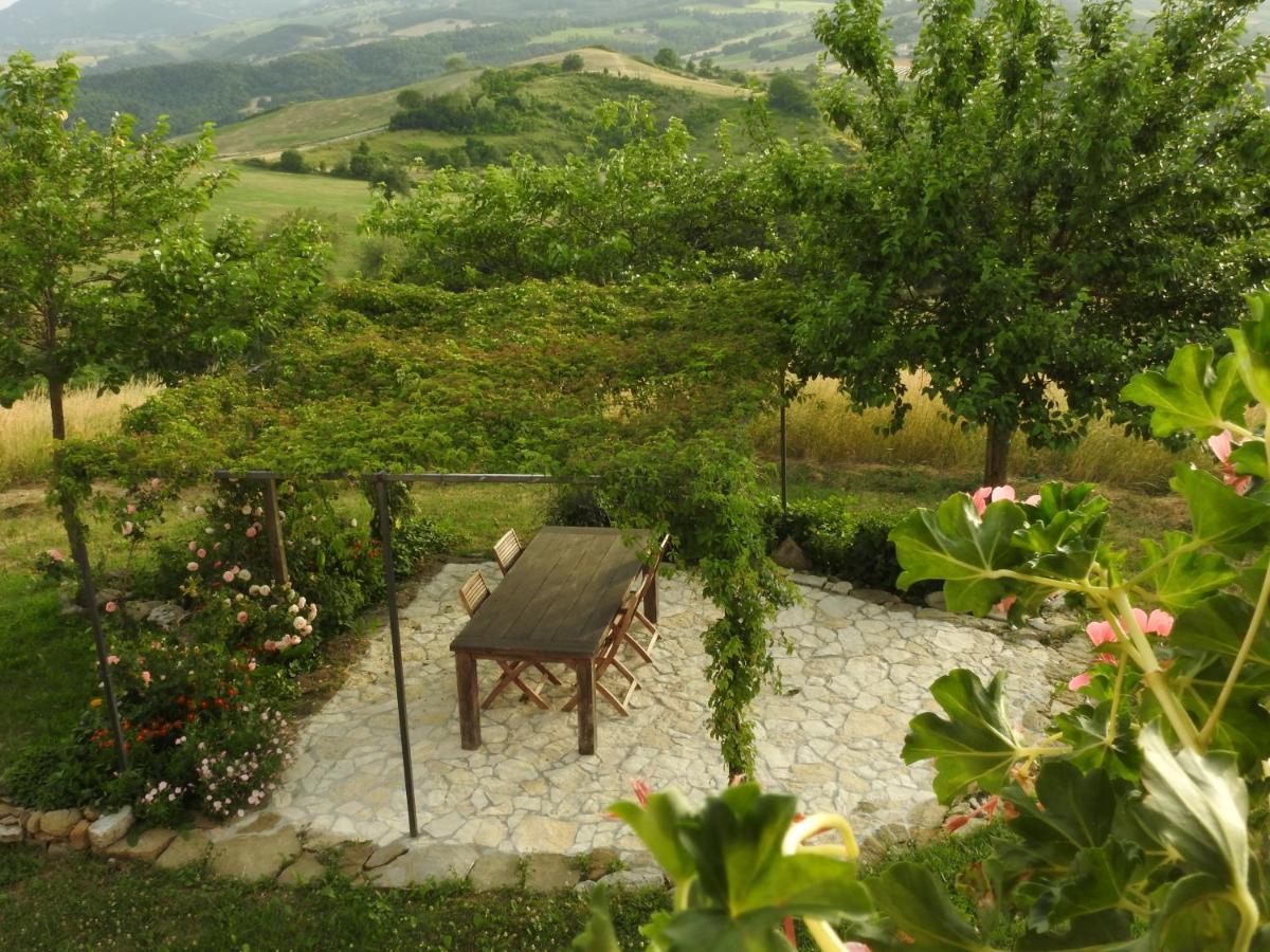 Casale Le Fontanelle Hotel Monte Grimano Terme ภายนอก รูปภาพ